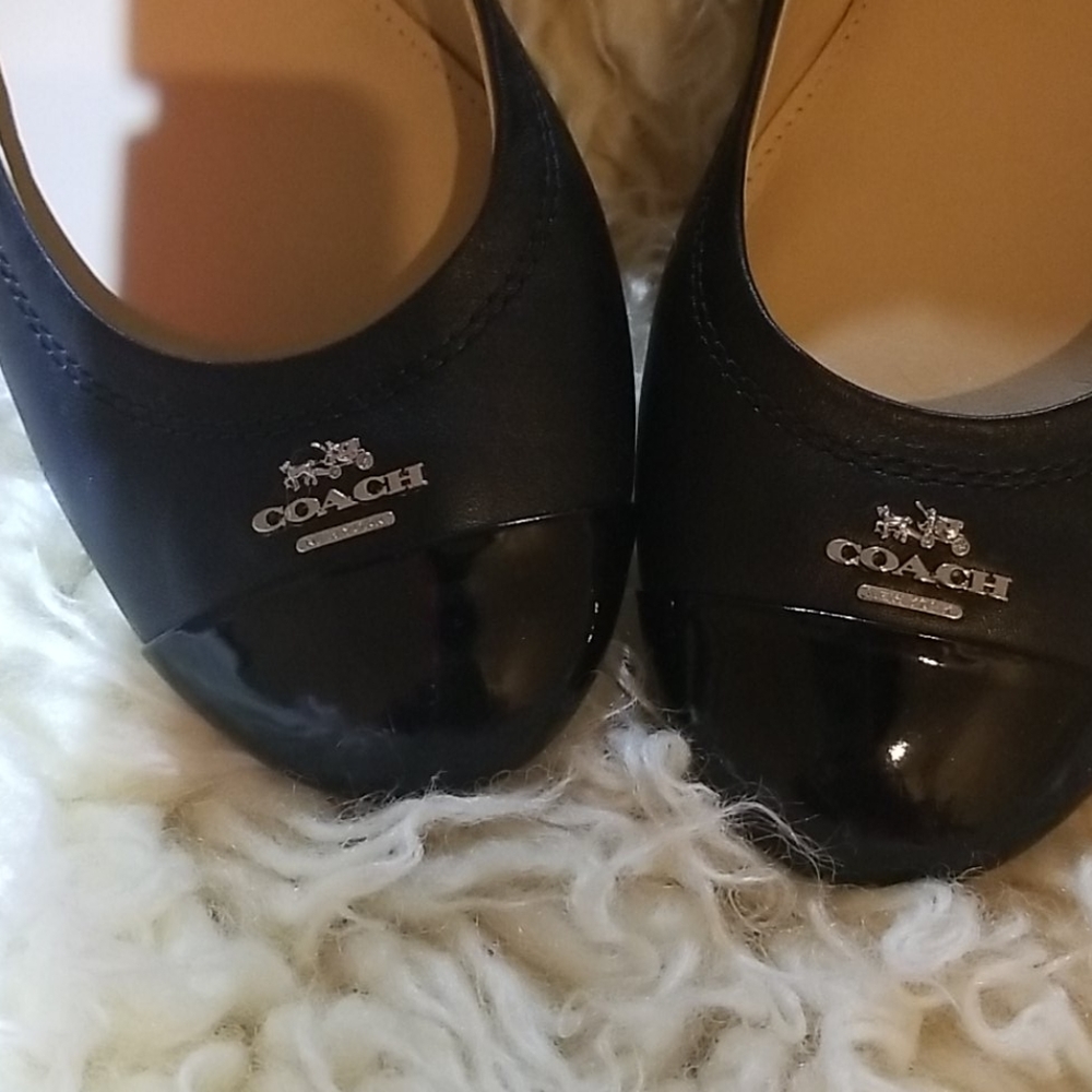 Coach black flats 6.5M